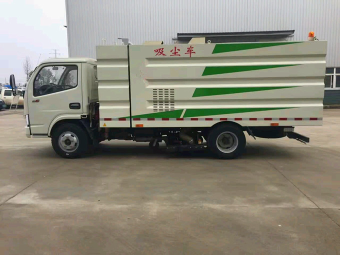 東風(fēng)小多利卡吸塵車 (2).jpg